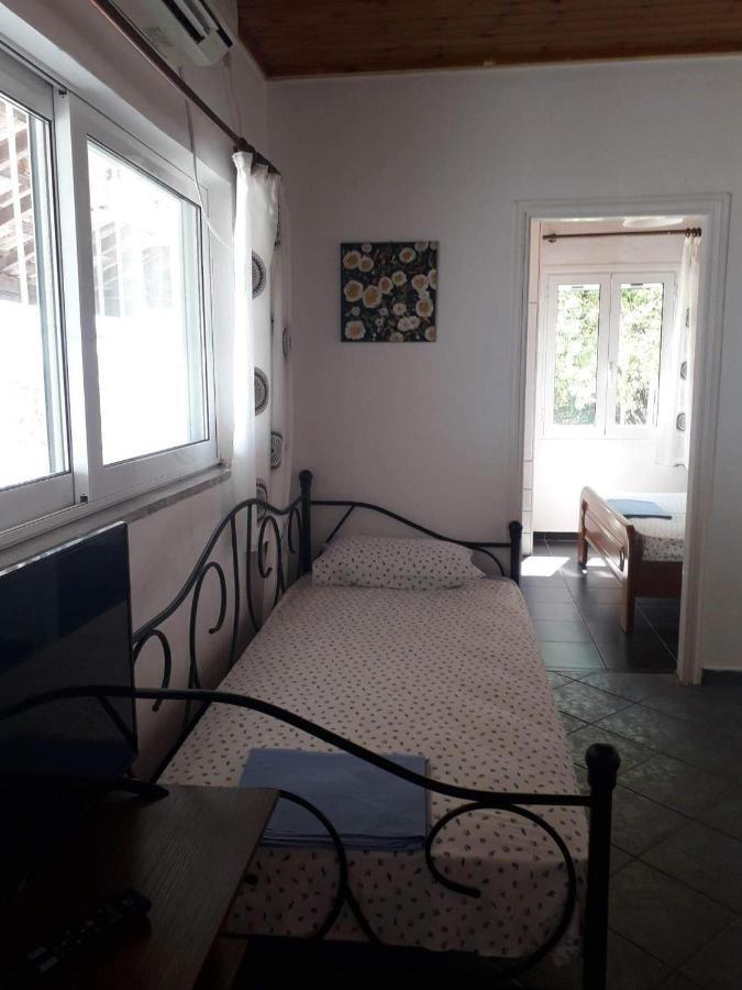 Giota & Antonia Apartments Корони Экстерьер фото